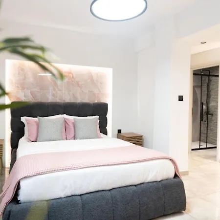 Petralona *