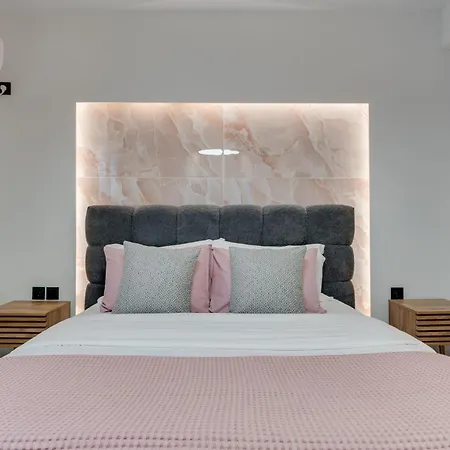 Apartamento Petralona *